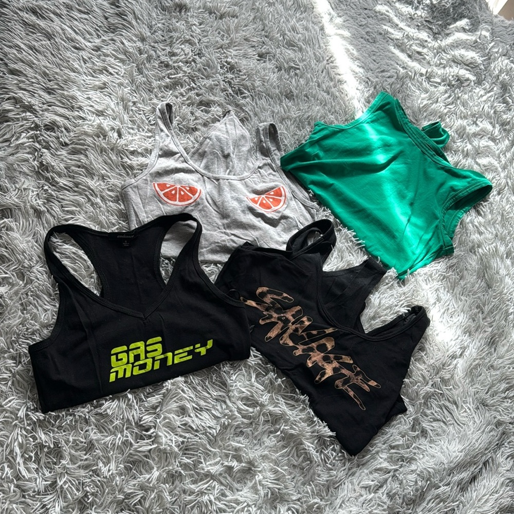 4-Bodysuits